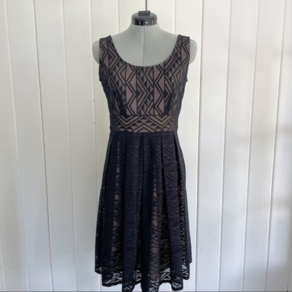 Maggy London Black Crochet Lace Dress​​​